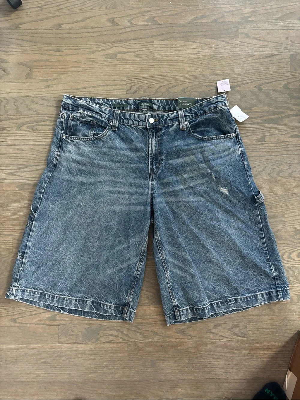 Target wild fabel women’s low rise baggy jean shorts jorts size 17 nwt